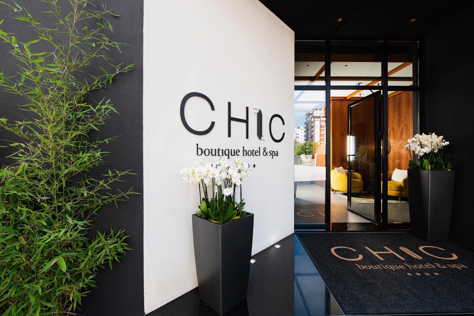 Chic Boutique Hotel Вльора Екстер'єр фото